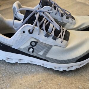 ON CLOUD CLOUDVISTA Glacier Black Running Shoes Sneakers Sz 8 Womens